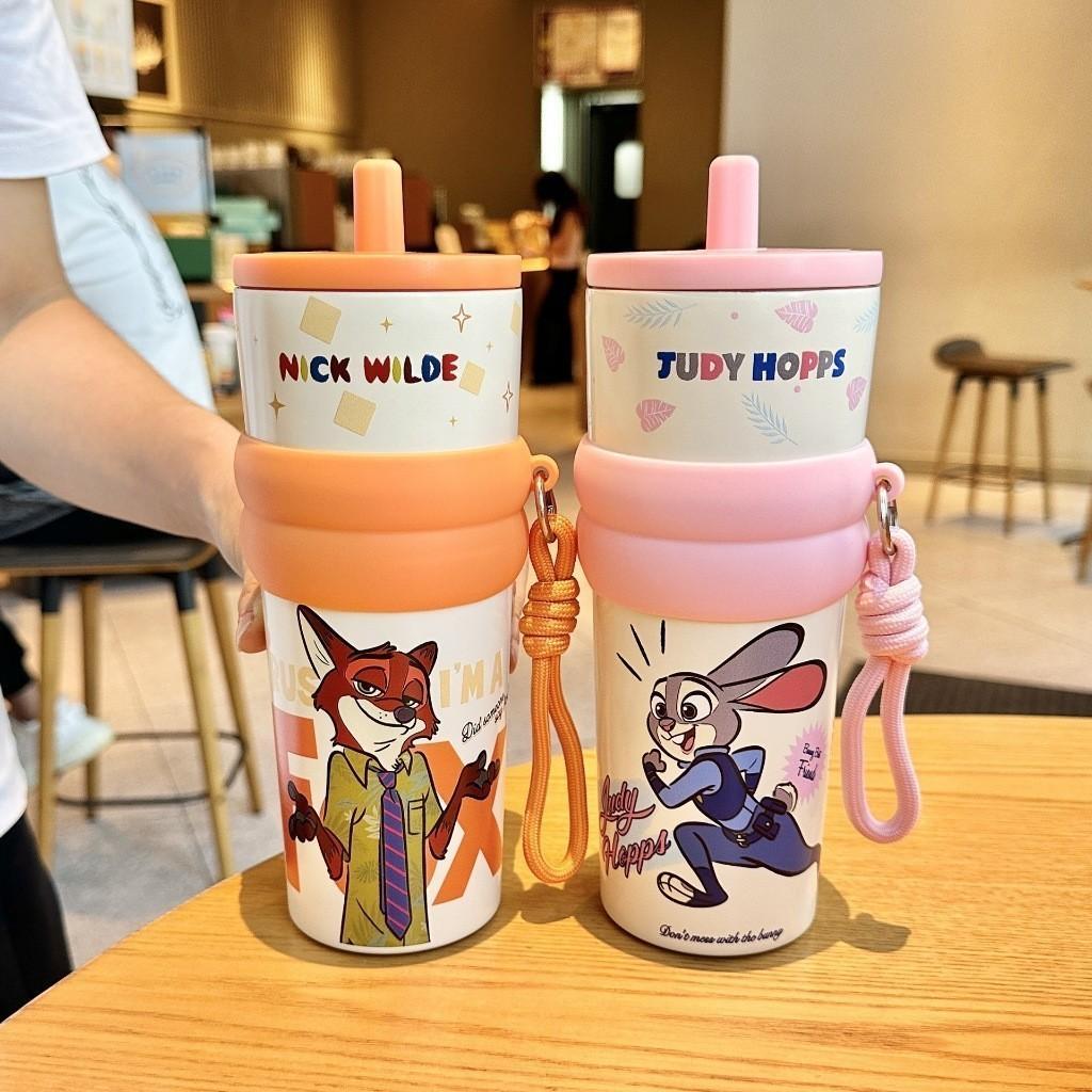 Ly Giữ Nhiệt 710ml Inox 316 – Có Ống Hút & Dây Treo –Hoạt Hình Thỏ, cáo, nai (Stitch, Judy, Nick)
