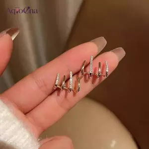 AqToCna Hàn Quốc Móng Vuốt Tai Móc Kẹp Bông Tai Nữ Thiết Lập Bốn Chiều Màu Vàng Bông Tai Trang Sức Thời Trang Quà Tặng Năm Mới AqToCna