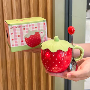 Cốc Gốm Hình Dâu Dễ Thương VN, Phong Cách Bán Chạy Trực Tuyến, Có Nắp; Cốc Nước Thiết Thực Phong Cách Mới, Quà Tặng Sinh Nhật Cho Bé Gái.