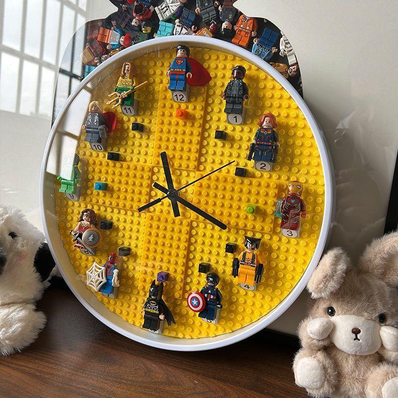Lego Khối Xây Dựng Đồng Hồ DIY Treo Tường Phòng Trẻ Em Phòng Ngủ Đồng Hồ Treo Tường Để Bàn Xoay Bàn Kính Gương Bề Mặt Mu
