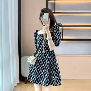 Váy plus size dành cho nữ mùa hè, cổ vuông, tay phồng màu đen