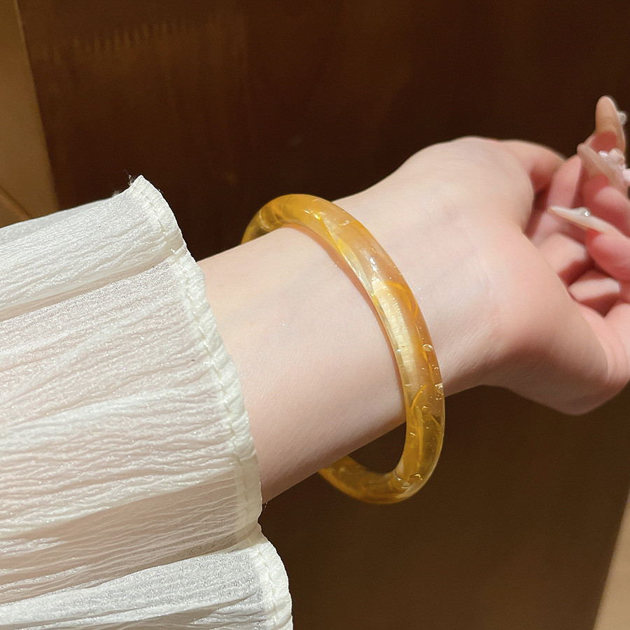 Vòng tay dải tròn gradient cao cấp, thiết kế độc đáo phù hợpwear mỗi ngày cho nữ
