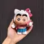 Crayon Shin-chan Hình 10cm – Tư thế điện thoại màu hồng dễ thương, Bàn làm việc trên ô tô Trang trí nội thất, Quà tặng