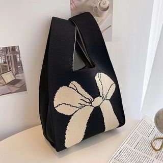 Câu chuyện ngày xuân Túi xách tay hoa dễ thương
