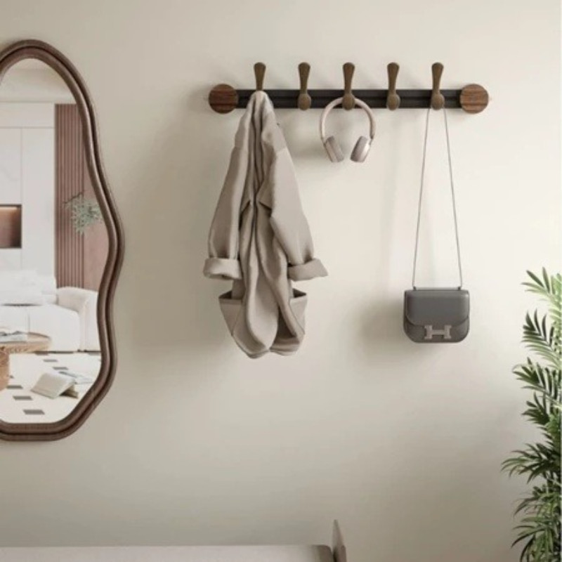 Móc treo tường bằng gỗ óc chó, độ bám dính siêu mạnh, chống thấm nước và chống nấm mốc, chất liệu hợp kim nhôm bền chắc.