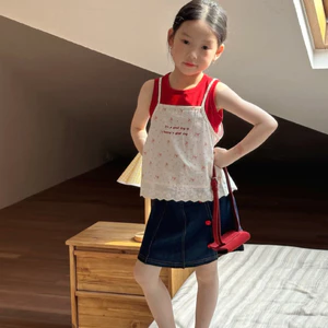 Mùa Hè 2026 Phong Cách Mới Quần Áo Trẻ Em Bé Gái Hoa Sling + Áo Thun Không Tay Bộ 2 Món Phong Cách Mùa Hè