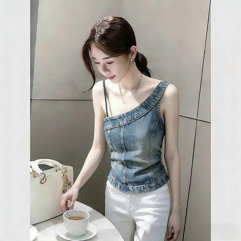 [Giảm giá 50%] Phiên bản Hàn Quốc Thời Trang Sang Trọng Đeo Vai Denim Không Tay Áo Nữ Mùa Hè Phong Cách Mới Đơn Giản Đi Lại Áo Vest Bất Đối Xứng Hot Girl