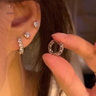 Bộ 4 cái bông tai vòng zircon pha lê tinh tế thời trang cho nữ và bé gái, phù hợp làm phụ kiện hàng ngày hoặc quà tặng.
