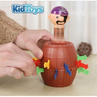 Đồ chơi hải tặc đâm kiếm KidToys – thùng cướp biển vui nhộn cho bé