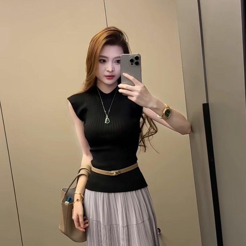 [Mặc nhỏ dễ thương] Tính khí mỏng hơn trông eo cao xếp ly xã hội Bộ đồ nữ cổ tròn dệt kim Top Váy thời trang phù hợp cho nữ
