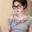 Áo thun ngắn tay đeo vai Slanted Sling Nữ Mùa hè Phong cách mới Pure Desire Style Slim-fit Slimmer