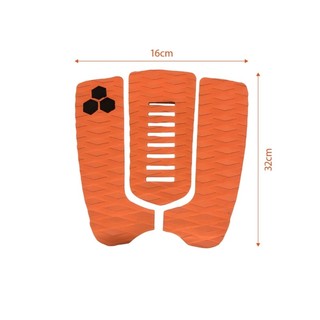 Đế chân có hoa văn và chống thấm nước