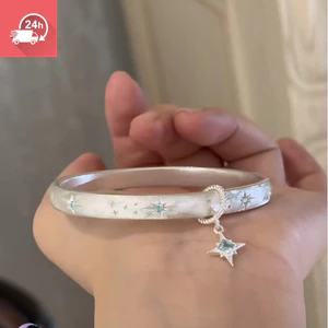 Vòng tay nữ mặt rộng màu xanh và bạc, thiết kế cổ điển, tinh tế