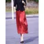 Váy đỏ satin acetate phong cách Pháp năm 2026, cao cấp và thanh lịch