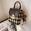 Thiết kế Niche Pháp Mùa xuân 2026 Phổ biến Crossbody Di động Vuông nhỏ 26.4.27
