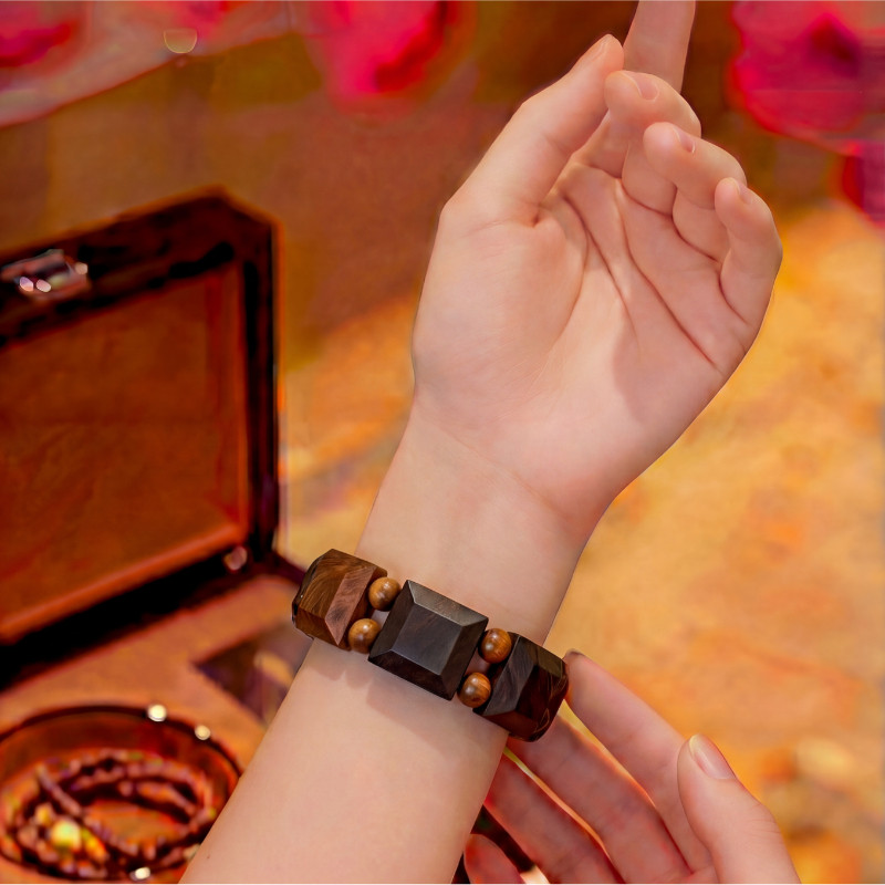 Vòng tay gỗ Ngọc Am bản lắc hương thơm nồng  mang lại may mắn và tài lộc 𝐬𝐡𝐚𝐧𝐠𝐡𝐚𝐢 𝐬𝐭𝐨𝐫𝐞.