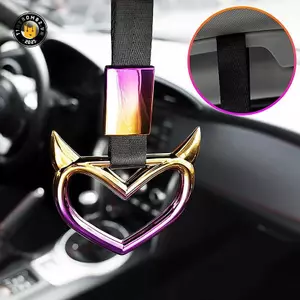 {TB & Bag} 1Pc Tay cầm xe buýt xe lửa Dây đeo tay Drift Charm Phụ kiện ô tô Kiểu dáng ô tô Dây đeo trái tim ô tô Móc kéo phía trước.