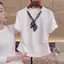 Áo thun ngắn tay cổ chữ v cỡ lớn dành cho nữ mùa hè Phong cách mới béo mm thon gọn hơn