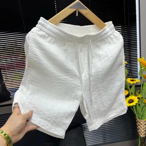 Quần short Denim phong cách đường phố thời trang nam VN, chất liệu mát mẻ, dáng rộng vừa vặn, mùa hè 2026, phong cách Hồng Kông