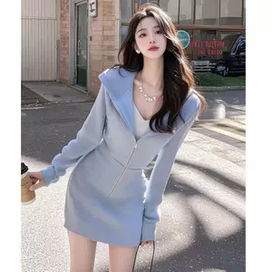 Mùa xuân dành cho nữ Váy xanh phong cách mới Royal Sister Mặc áo hở Bộ đồ Dopamine Filigree Váy thắt lưng