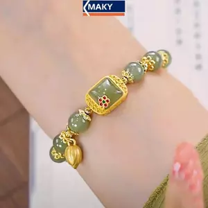 Vòng tay ngọc Hetian phong cách Trung Hoa với họa tiết hoa sen và hạt đá, sáng bóng và cao cấp