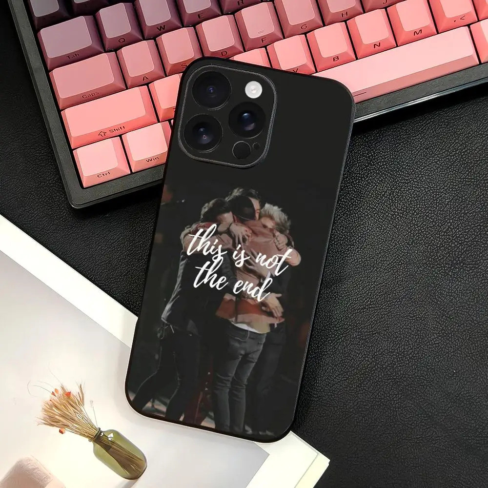 TP-1 Band O-One Direction Ốp Lưng Điện Thoại IPhone 17 16 15 14 13 12 11 Pro Max Plus Mini Đen Mờ Vỏ Mềm Funda