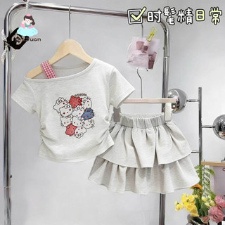 Bộ đồ bé gái lệch vai Hello Kitty - Áo in hình váy tầng xếp siêu dễ thương