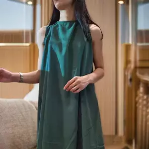 Váy dài mùa hè có túi đến mắt cá chân dáng rộng thông thường thon gọn hơn Nhìn lại Váy Vest không tay có dây buộc cho nữ