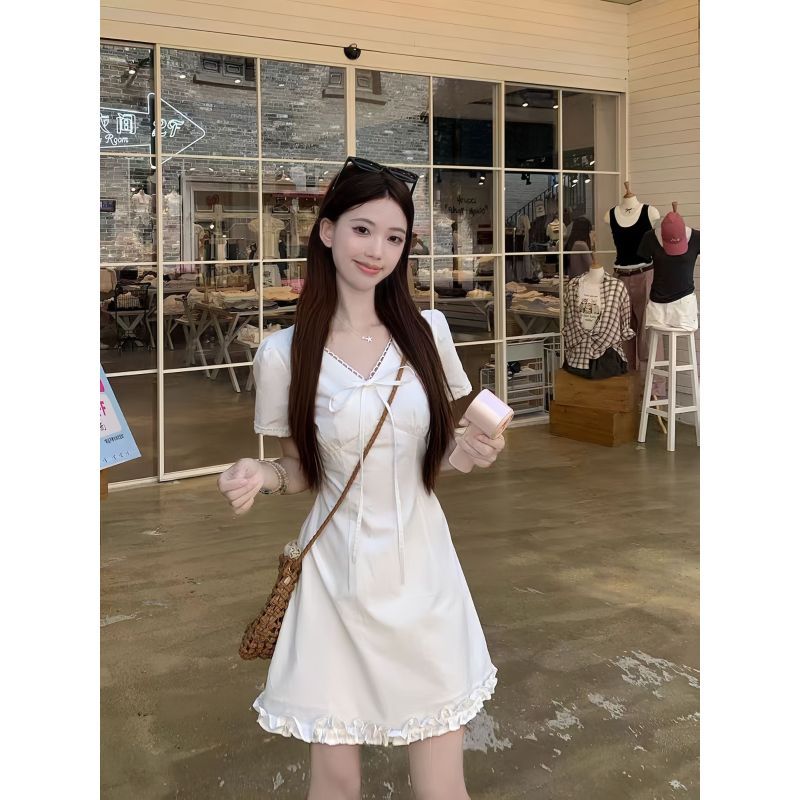 [Hàng mới về] Thắt nơ cổ chữ V phong cách Hàn Quốc Tay ngắn gọn dáng ôm hơn có ren trượt tuyết