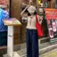 Mùa hè chấm bi màu đỏ hẹp sang trọng Giảm tuổi dáng ôm hơn Áo sơ mi cổ vuông tay phồng hàng đầu