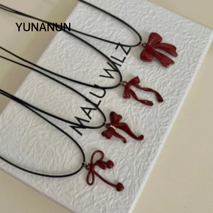 Dây chuyền xương đòn YUNAUN, Dây da đen Dây chuyền mặt dây chuyền nơ sáng tạo, Dây chuyền áo len dây da nơ thời trang dành cho nữ Cô gái