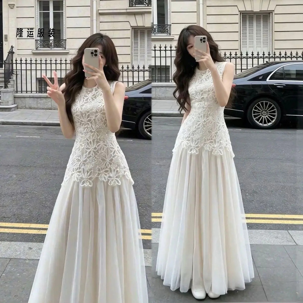 Váy Vest ren trắng nữ VN, phong cách mới mùa hè 2026, váy không tay, được trang bị phụ kiện, váy dài thanh lịch, vừa vặn eo, làm nổi bật cơ thể.