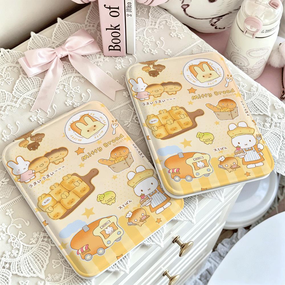 Gương gấp thỏ ăn bánh mì thiết kế cute dễ mang đi xa