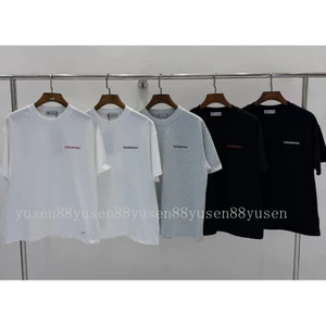 Áo thun nam nữ cổ tròn tay ngắn nhiều màu sắc với thiết kế đơn giản và in hình nhỏ