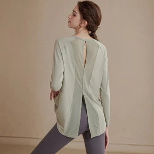 Áo nữ thoáng khí kích thước lớn cho yoga và tập luyện