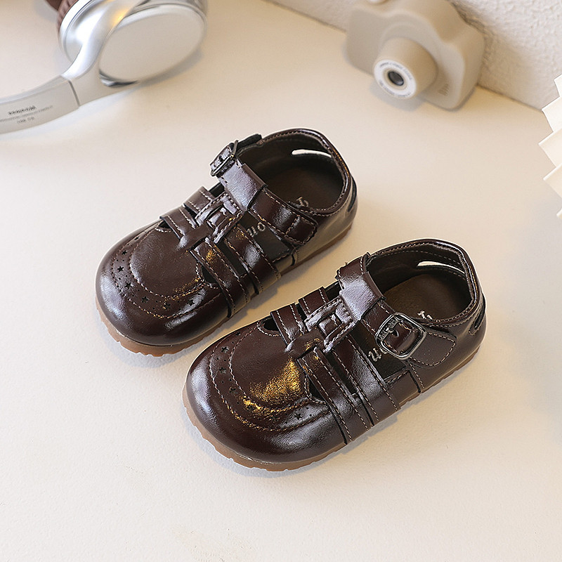 Giày trẻ em cổ điển kiểu Brogue, khóa kim loại, đế mềm êm chân, dễ mang đi học đi chơi