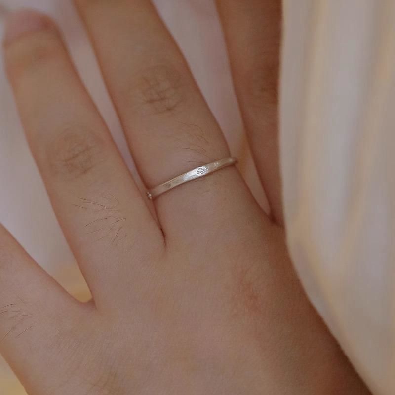 Nhẫn nữ bạc 999 tinh khiết thiết kế cổ điển đục hoa đơn giản, dễ phối đồ