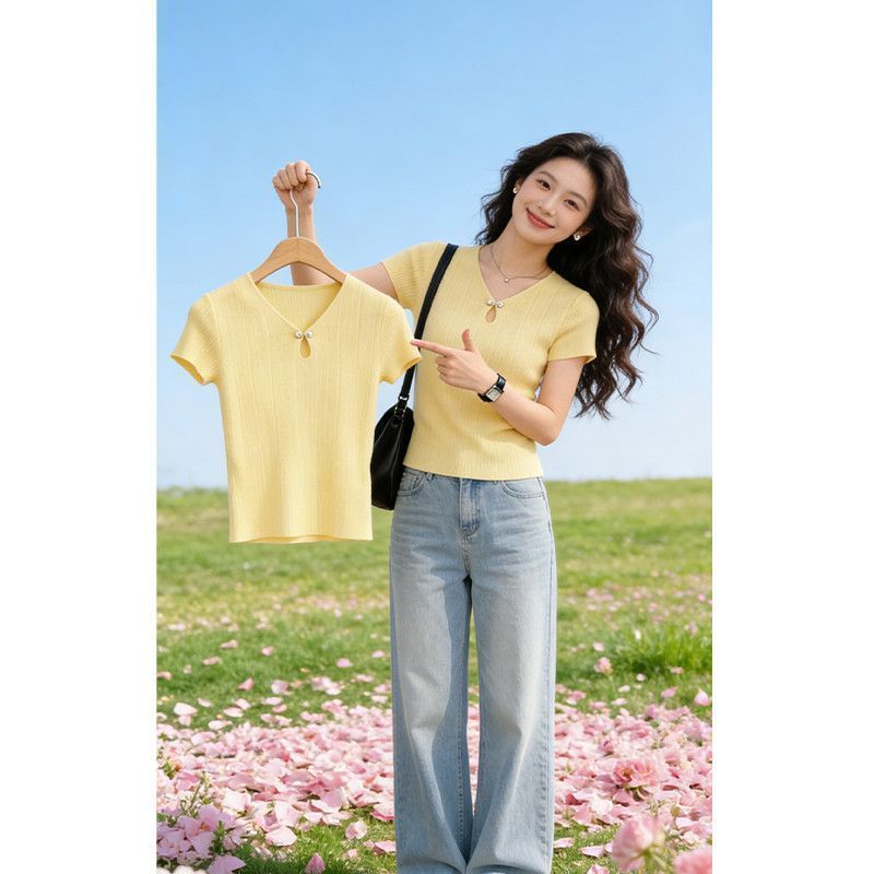 Áo Len Ngắn Tay Cổ Chữ V Phong Cách Pháp với Hố Sọc Họa Tiết Ngọc Trai - Thoáng Mát và Thanh Lịch cho Phụ Nữ Mùa Hè