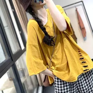Mùa hè giản dị siêu rộng độc đáo Lỗ không đều hợp thời trang Áo thun xẻ tà phù hợp cho nữ