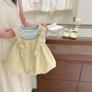 Mùa Hè 2026 Phong Cách Mới Bé Gái Sọc Phù Hợp Với Bé Thời Trang Không Tay Top Dây Đeo Váy Bộ Đồ Hai Mảnh
