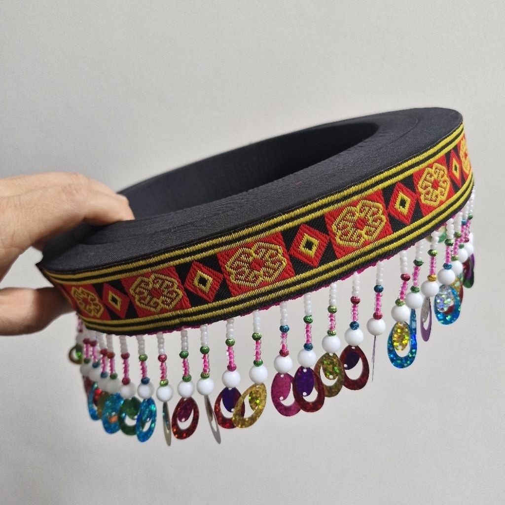 Mũ dân tộc Hmông bản 4cm, cốt bằng xốp nhẹ, dùng để biểu diễn văn nghệ, đạo cụ phụ kiện Nguyễn Nhật