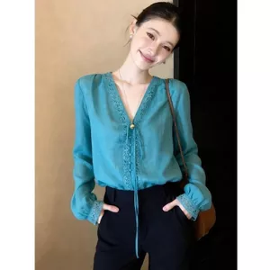 2026 Áo sơ mi cổ chữ V màu xanh công phong cách mới dành cho nữ dài tay đẹp Ánh sáng cao cấp sang trọng Thời trang tất cả @
