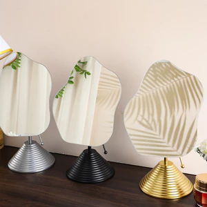 Iron Art Studio Gương nghệ thuật không đều Ký túc xá sinh viên Máy tính để bàn Gương trang điểm một mặt Gương trang điểm hình đám mây
