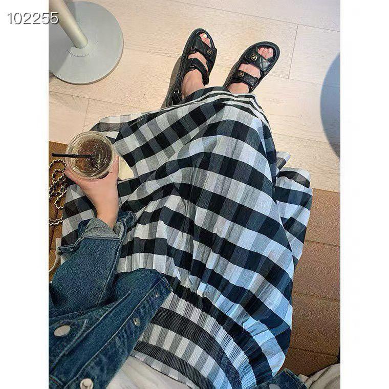 [Thời gian có hạn Seckill] Mùa hè Phong cách mới Retro Thời trang eo cao thun eo chữ A Váy xếp ly sọc thêu hai mặt
