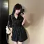 Mùa hè 2026 Niche Phong cách chống va chạm Mặc áo sơ mi Đầm cổ điển Dụng cụ cổ áo polo Dây rút eo hẹp