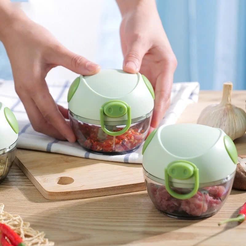 Máy xay tỏi ớt mini tiện lợi cho gian bếp 3 lưỡi dao kéo tay - HoangNam Living