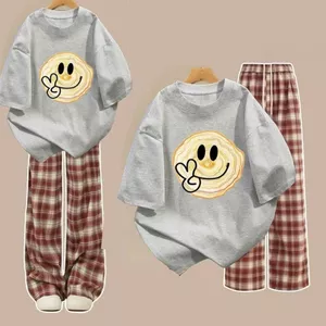 Sét Bộ quần dài kẻ caro đỏ + và áo phông form rộng tay lỡ -hình XIN CHÀO -thoitrangthubio