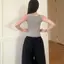 Kích thước lớn Áo yếm không tay lưng đẹp dành cho nữ Mùa hè Phong cách mới béo mm thon gọn hơn Áo bé gái hấp dẫn