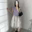 Áo Vest Dệt Kim Ren Cổ Chữ V Phong Cách Phương Tây - Mềm Mại Cho Các Bước Chân