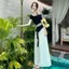 Bộ đồ một vai gồm áo thun ngắn tay và quần ống rộng thiết kế eo cao